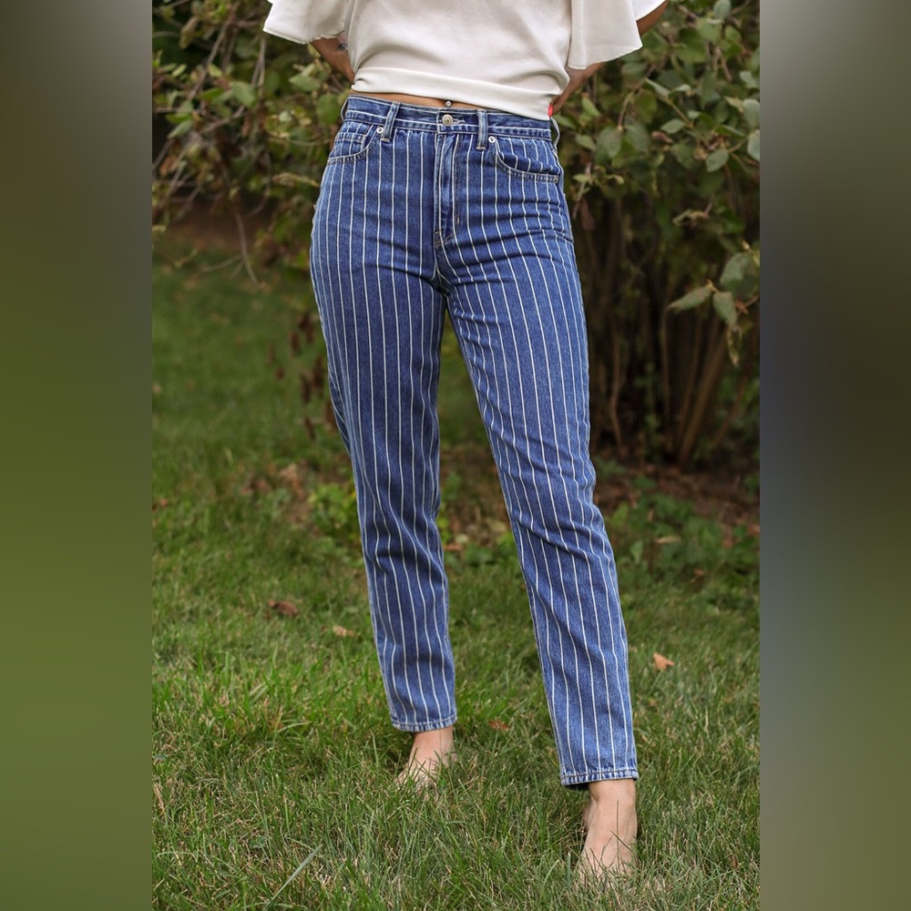 American Eagle Outfitters High-Rise Blue Pinstripe Jeans